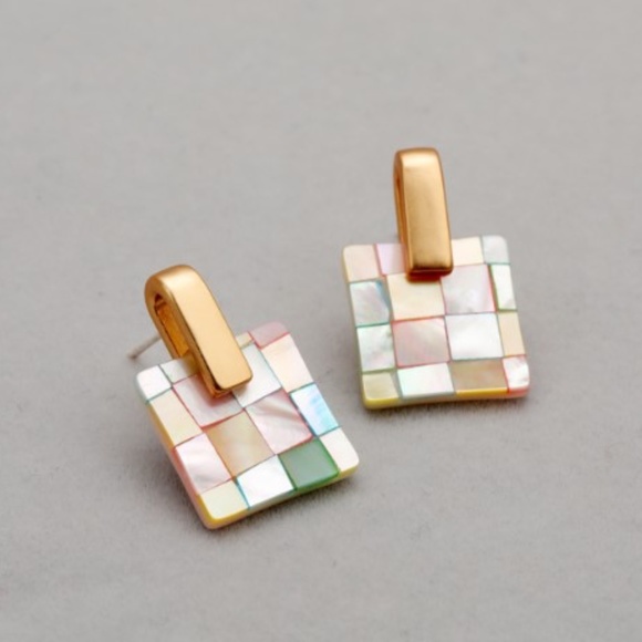 Handmade Mother of Pearl Earrings Geometric Quilted Pattern Earrings - Picture 1 of 8